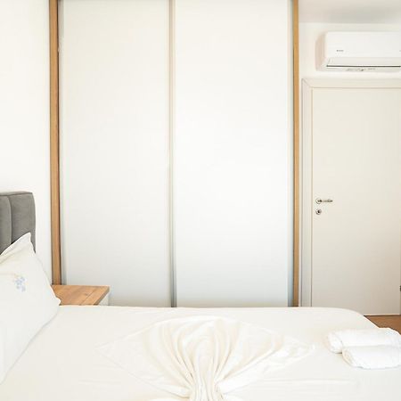 The Blue Pearl Apartment 2 Durrës Esterno foto