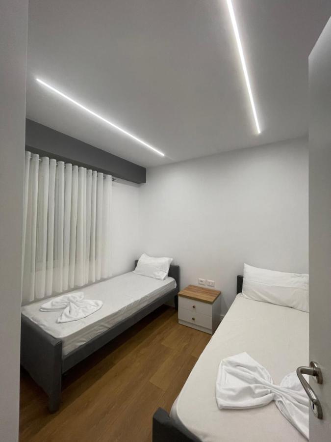 The Blue Pearl Apartment 2 Durrës Esterno foto