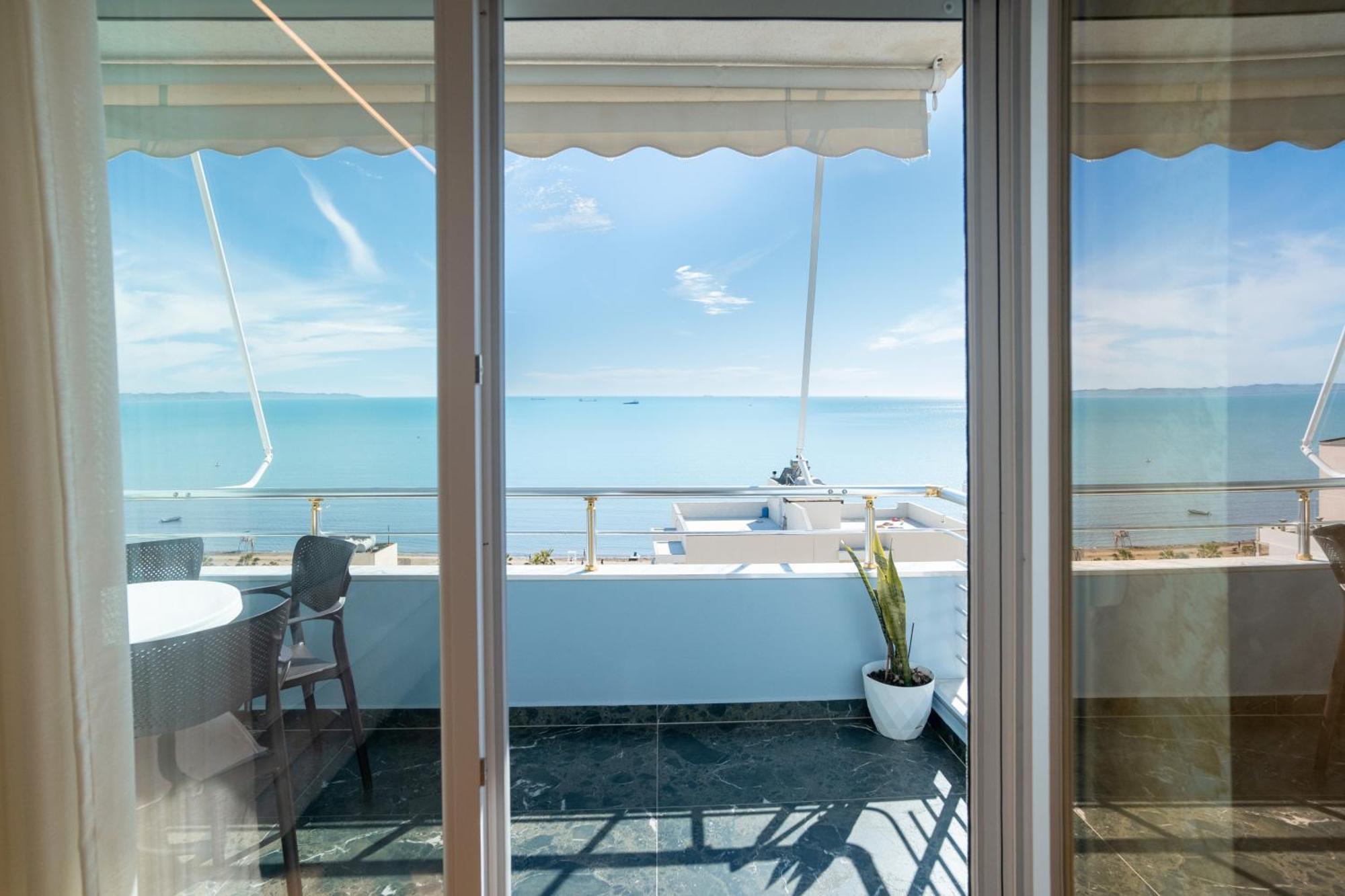 The Blue Pearl Apartment 2 Durrës Esterno foto