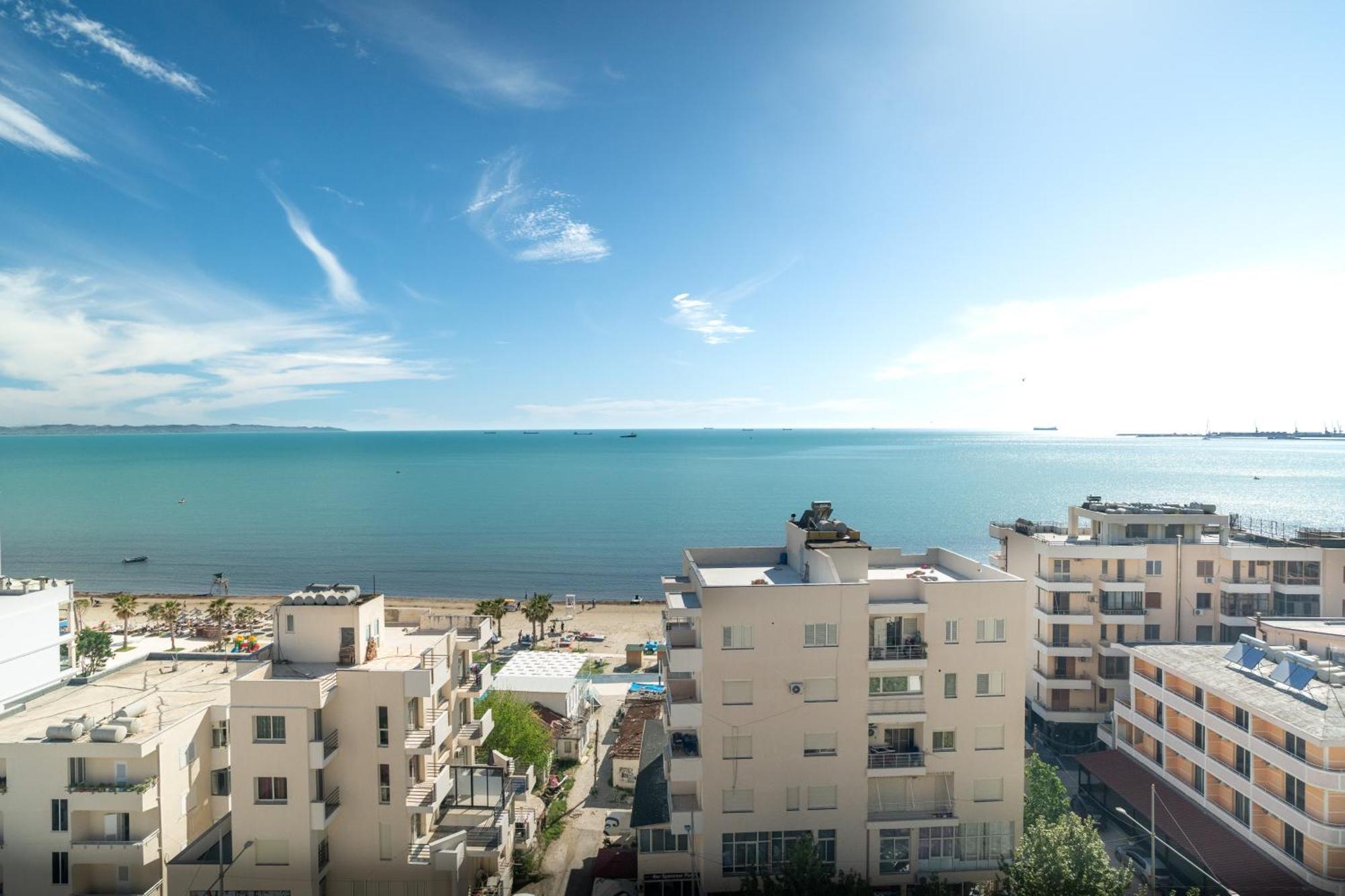 The Blue Pearl Apartment 2 Durrës Esterno foto